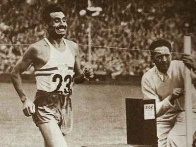 Delfo Cabrera en Londres 48, el último oro argentino en atletismo.