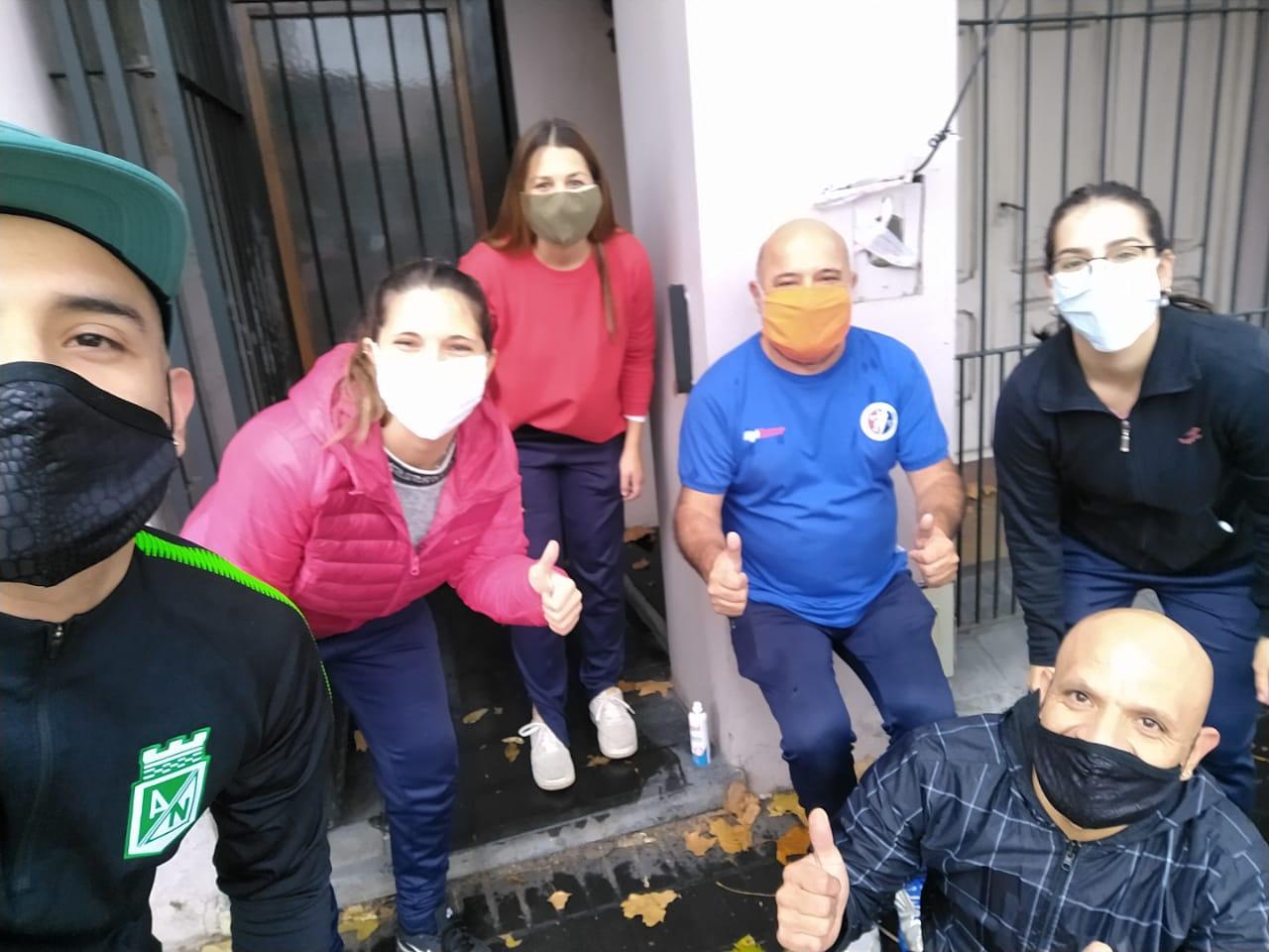 #DeporteSocial | Los clubes de barrio quilmeños están al frente de la ayuda a los más golpeados por la crisis desatada por el COVID-19. #SiemprePresentes #EnLaLíneaDelFrente #InformeEspecial #DeportesEnQuilmes