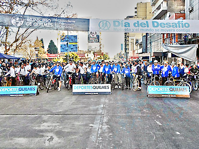 CICLISMO: Con un fin benéfico y de concientización, se realizó el Día del Desafío Quilmes 2015.