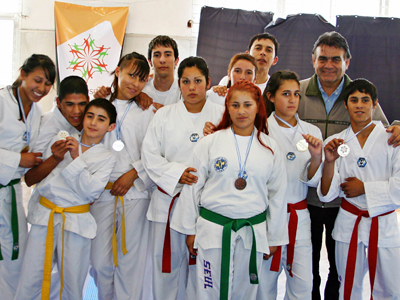 El intendente participó de la premiación a los chicos de taekwondo.