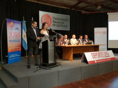 Momento de la presentación de los JUR en la sede de la Universidad Nacional de Quilmes.