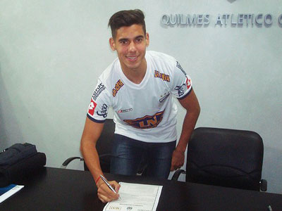 Pérez Acuña firmó su contrato y se incorporó al Cervecero.
